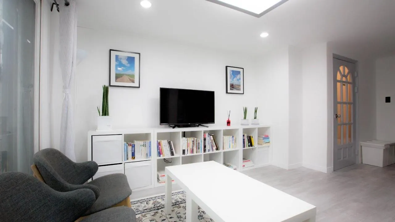 Sio Suite #04 Seúl